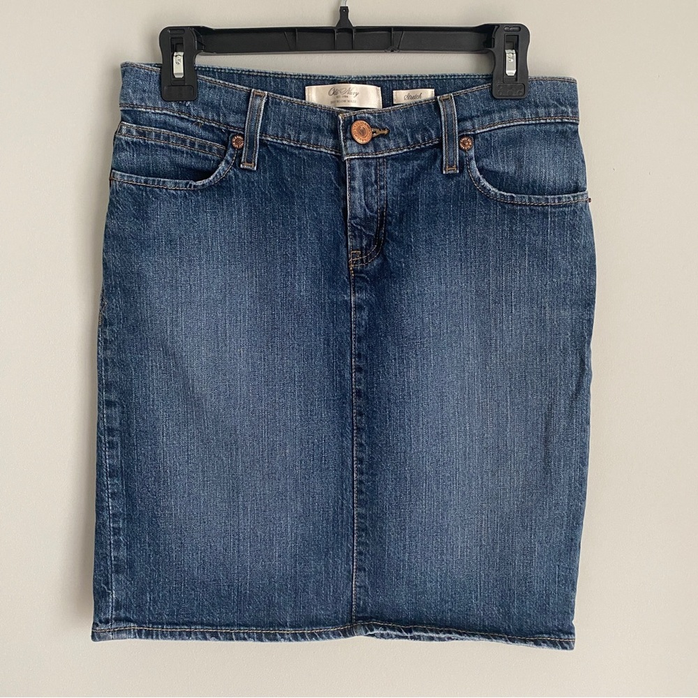 Old Navy Stretch Just Below Waist Modest Denim Pencil Skirt Back Slit Pockets 4